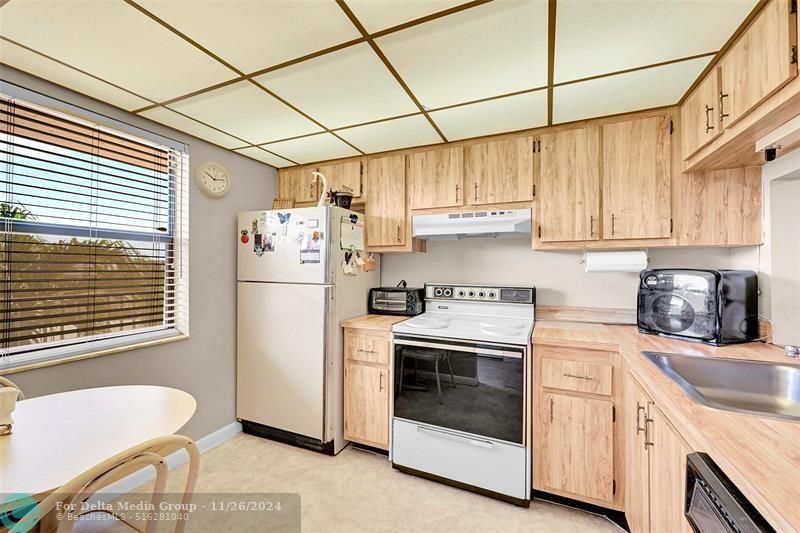 10101 Sunrise Lakes Blvd, Unit 305, Sunrise, FL 33322 Photo