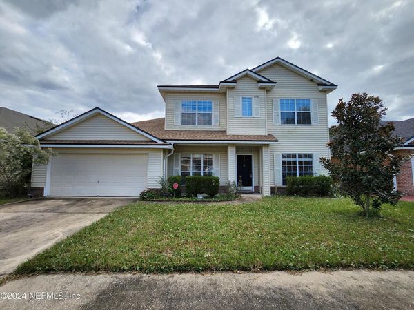 9194 PROSPERITY LAKE Drive, Jacksonville, FL 32244