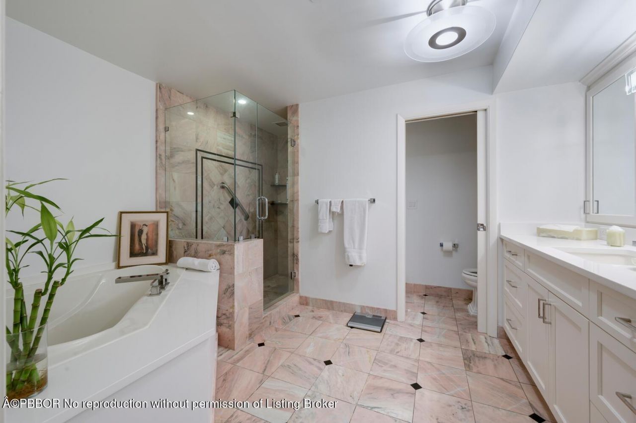 529 S Flagler Drive, Unit TH3G, West Palm Beach, FL 33401 Photo