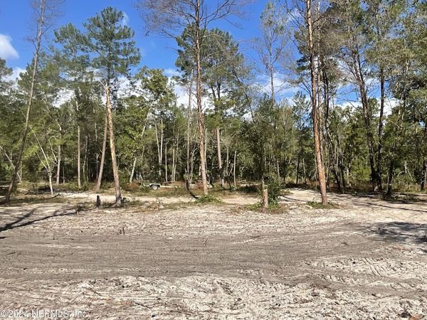 101 NEW JERSEY Street, Satsuma, FL 32189