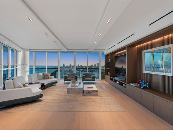 101 20th St, Unit 3503/06/09, Miami Beach, FL 33139