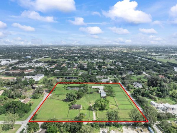 3800 NW 100 Avenue, Cooper City, FL 33024