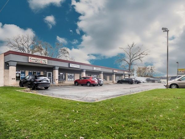 1305-85 N La Fox Street, South Elgin, IL 60177