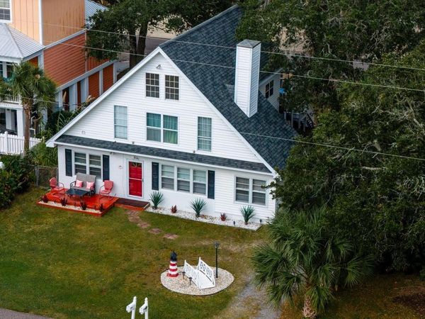 114 N Pinewood Dr. N, Surfside Beach, SC 29575