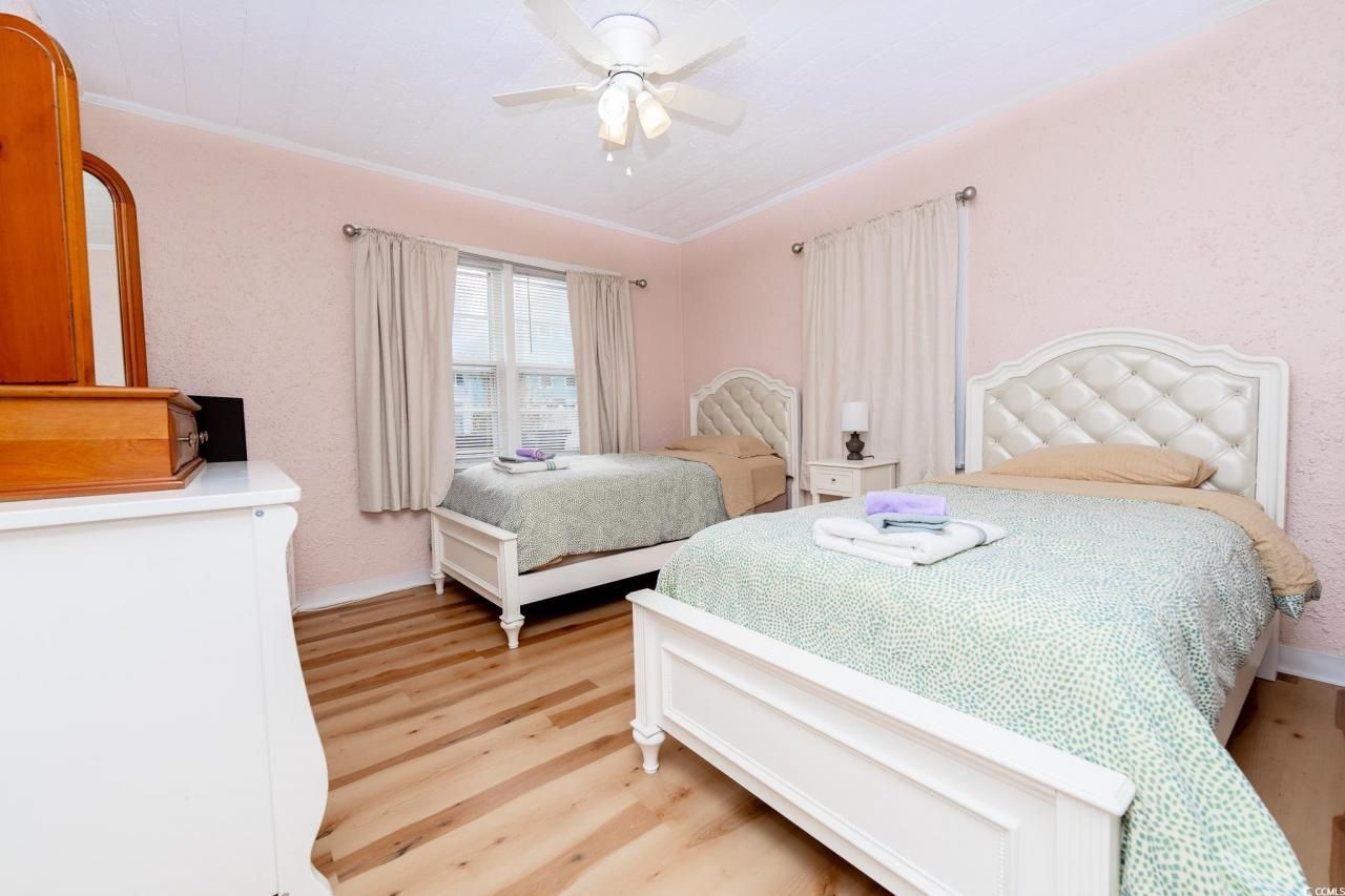 114 N Pinewood Dr. N Photo 25