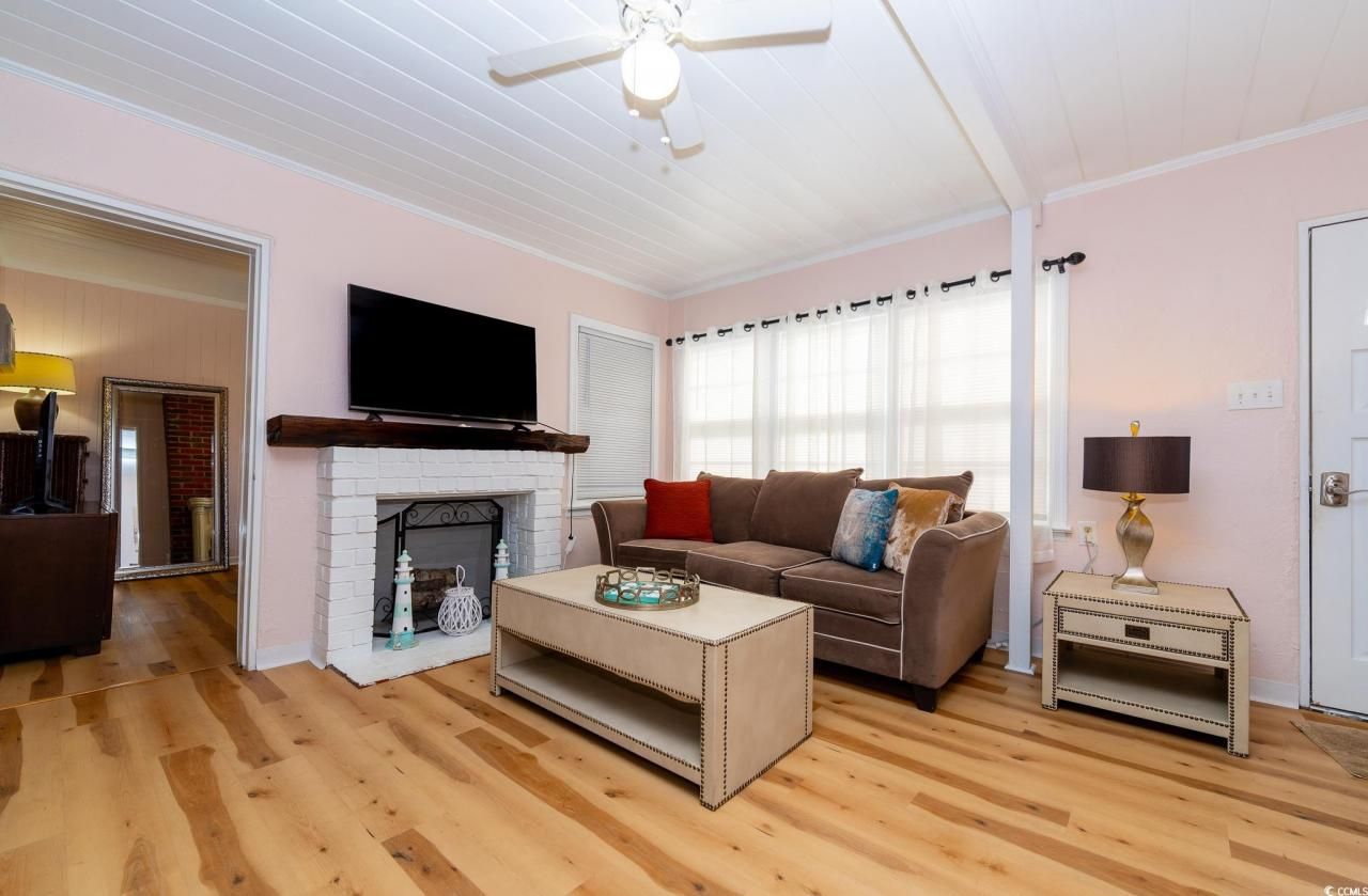 114 N Pinewood Dr. N Photo 29