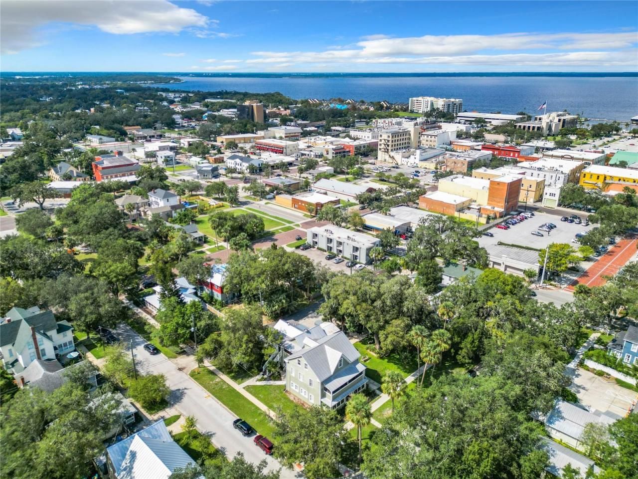 318 S Palmetto Avenue, Sanford, FL 32771 Photo