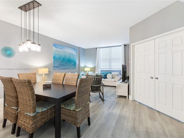 651 Okeechobee Blvd, Unit 202, West Palm Beach, FL 33401