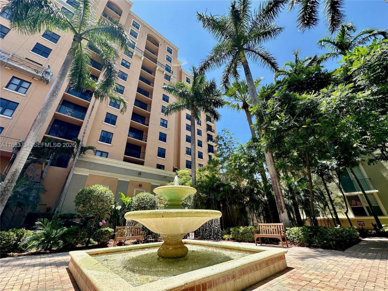 651 Okeechobee Blvd, Unit 202, West Palm Beach, FL 33401 Photo