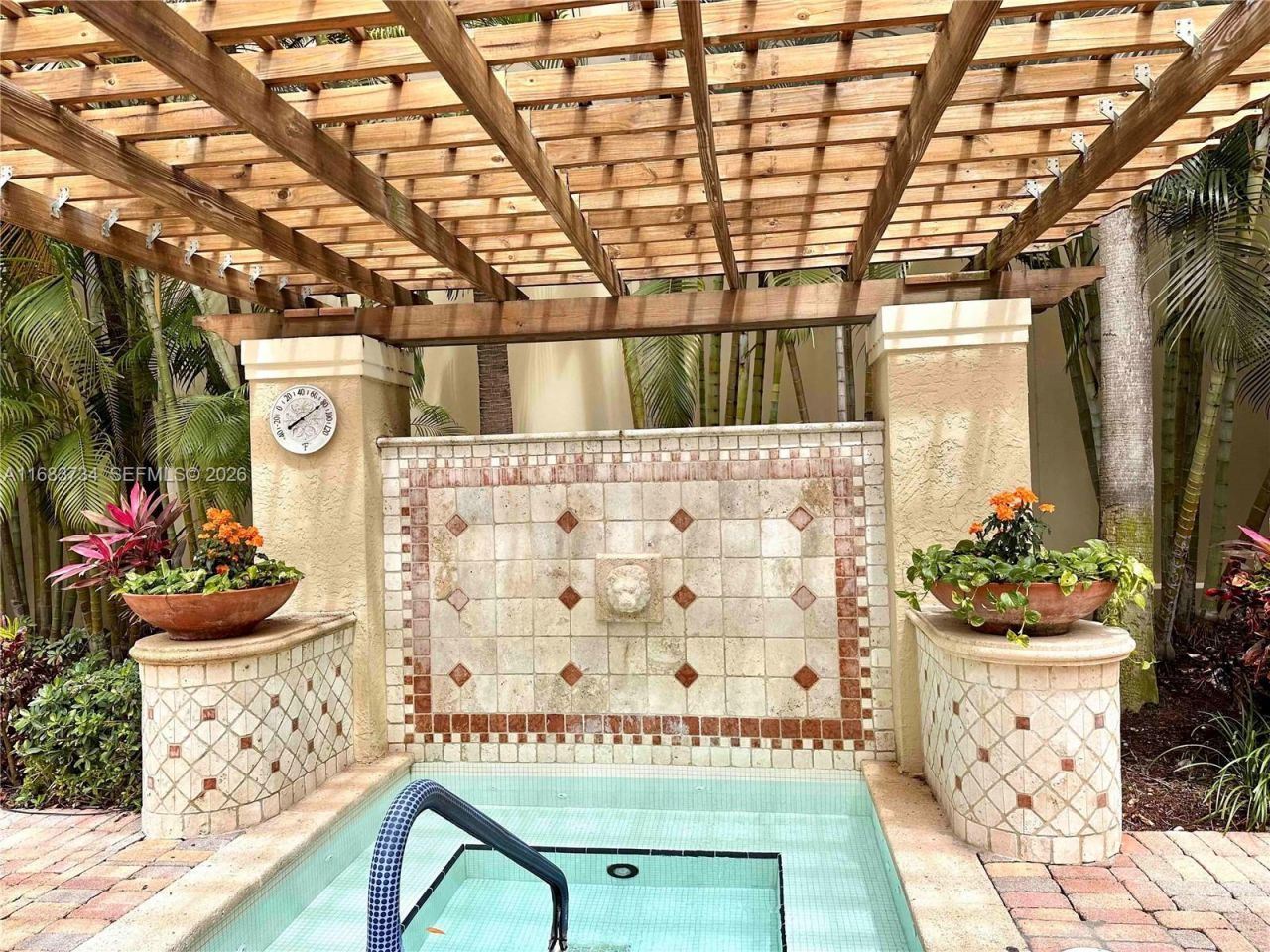 651 Okeechobee Blvd, Unit 202, West Palm Beach, FL 33401 Photo