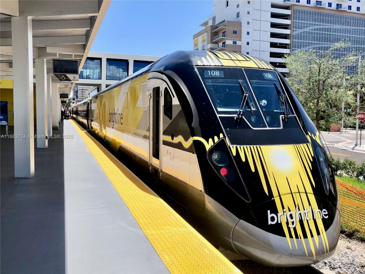 651 Okeechobee Blvd, Unit 202, West Palm Beach, FL 33401 Photo