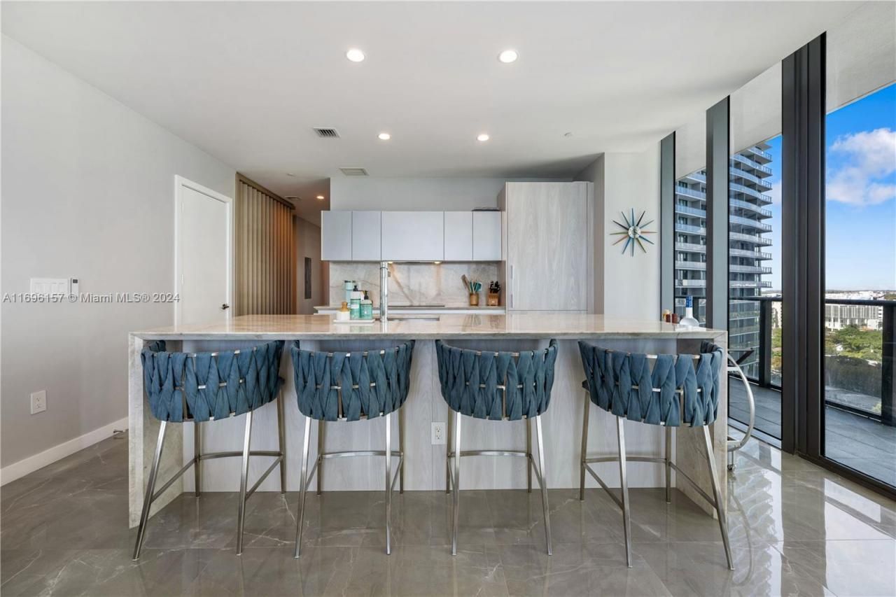 480 NE 31st St, Unit 1207, Miami, FL 33137 Photo