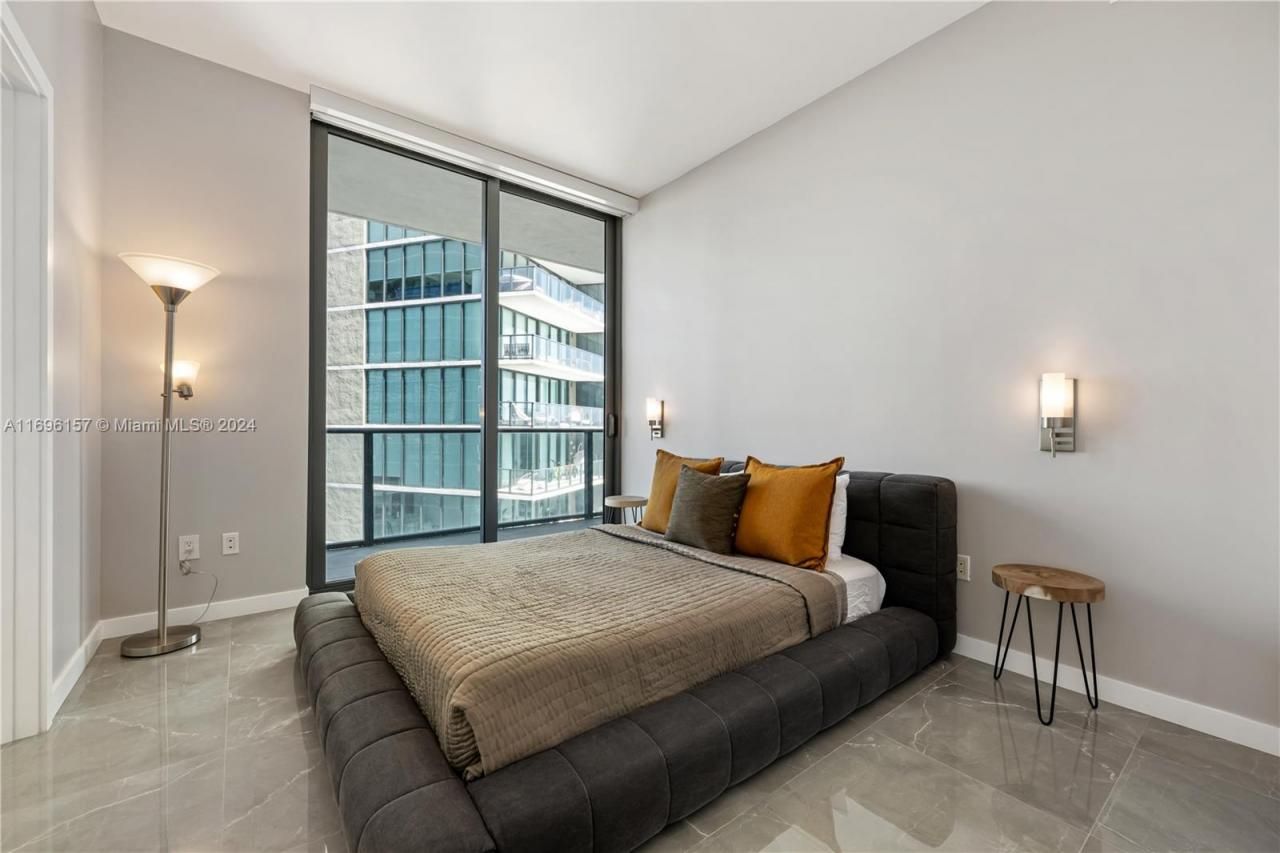 480 NE 31st St, Unit 1207, Miami, FL 33137 Photo