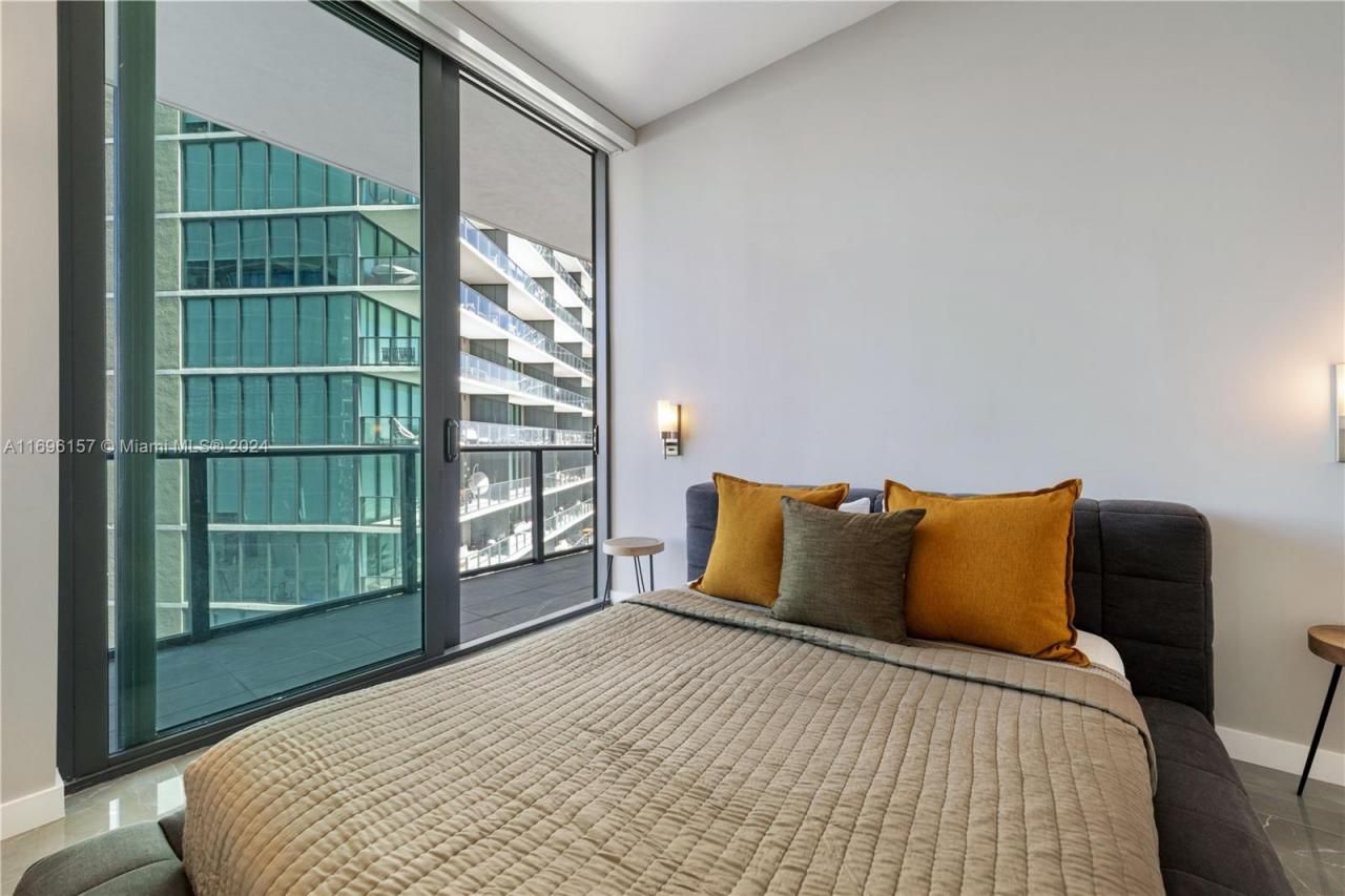 480 NE 31st St, Unit 1207, Miami, FL 33137 Photo