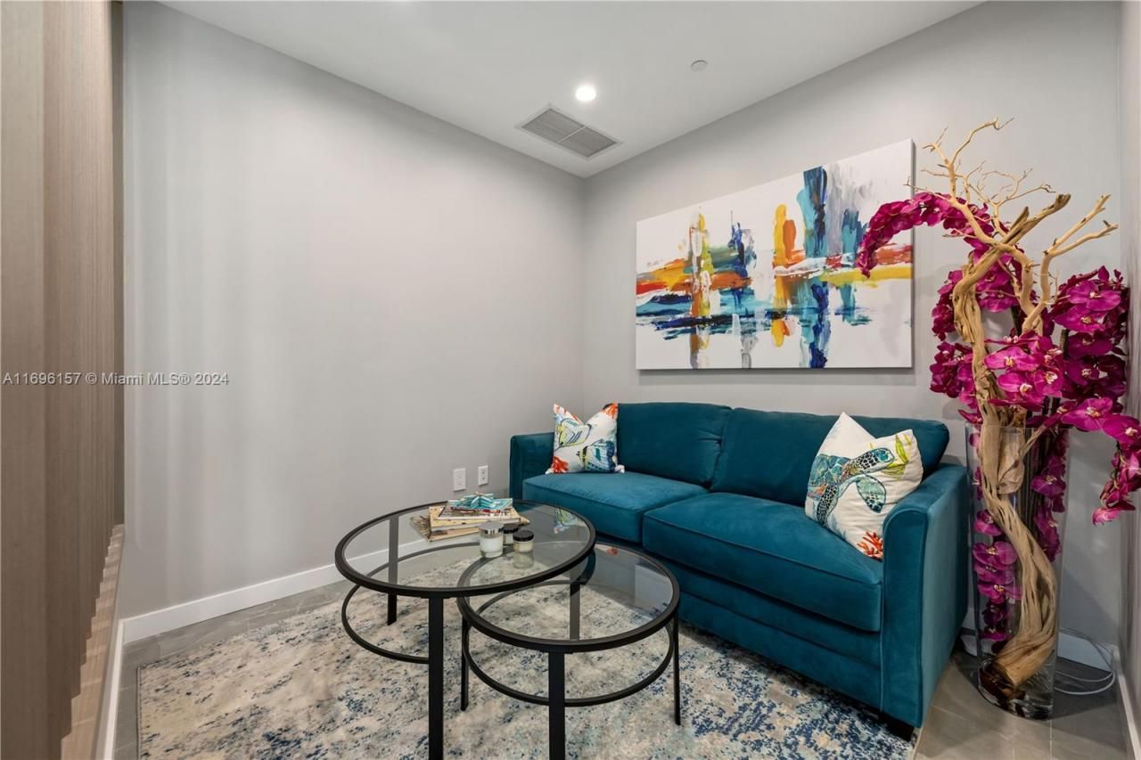 480 NE 31st St, Unit 1207, Miami, FL 33137 Photo