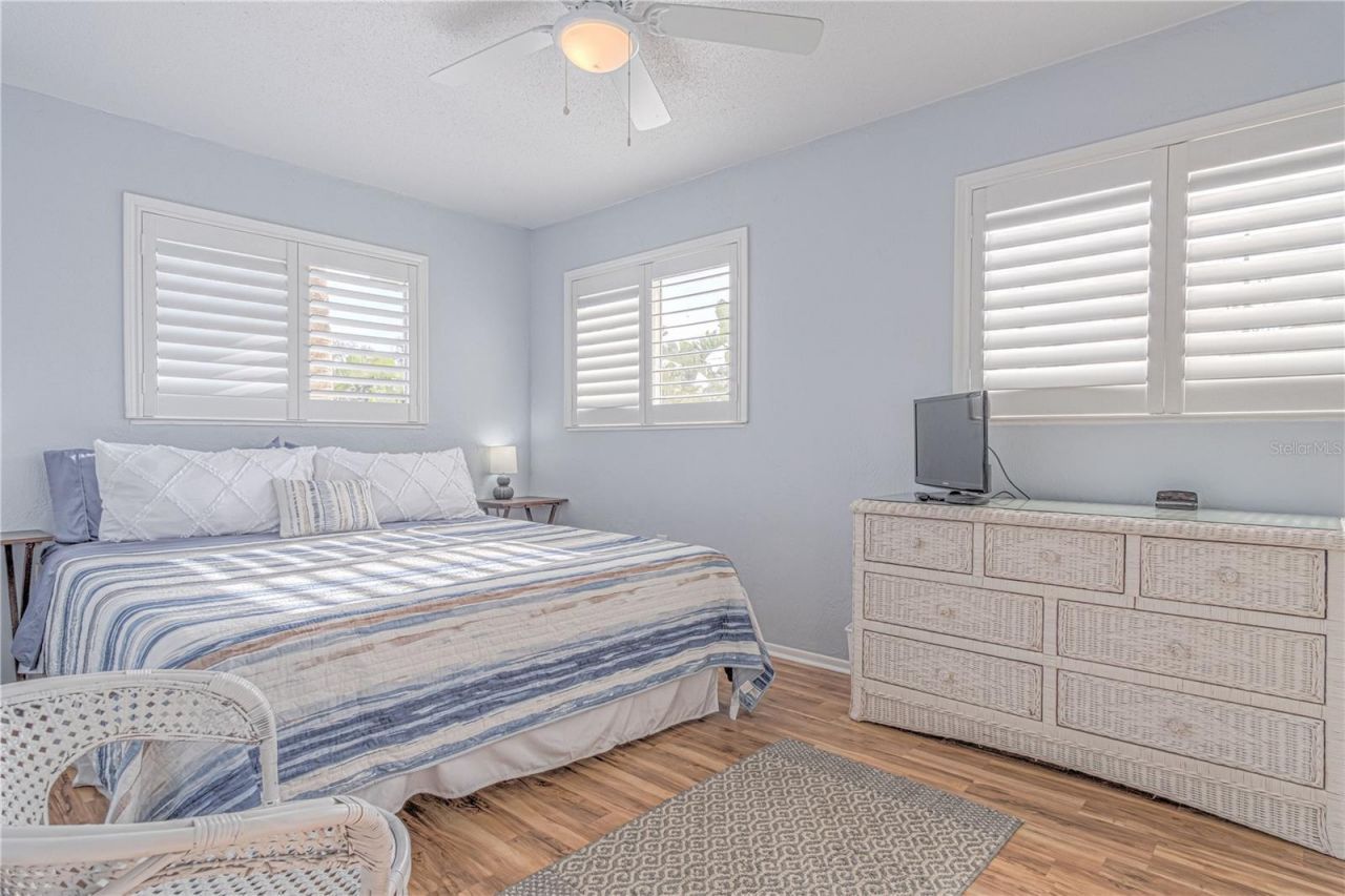 4017 Saxon Drive, New Smyrna Beach, FL 32169 Photo