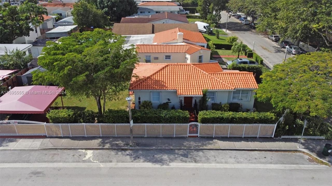1900 SW 21st Ave, Miami, FL 33145 Photo