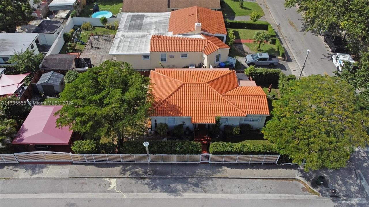 1900 SW 21st Ave, Miami, FL 33145 Photo