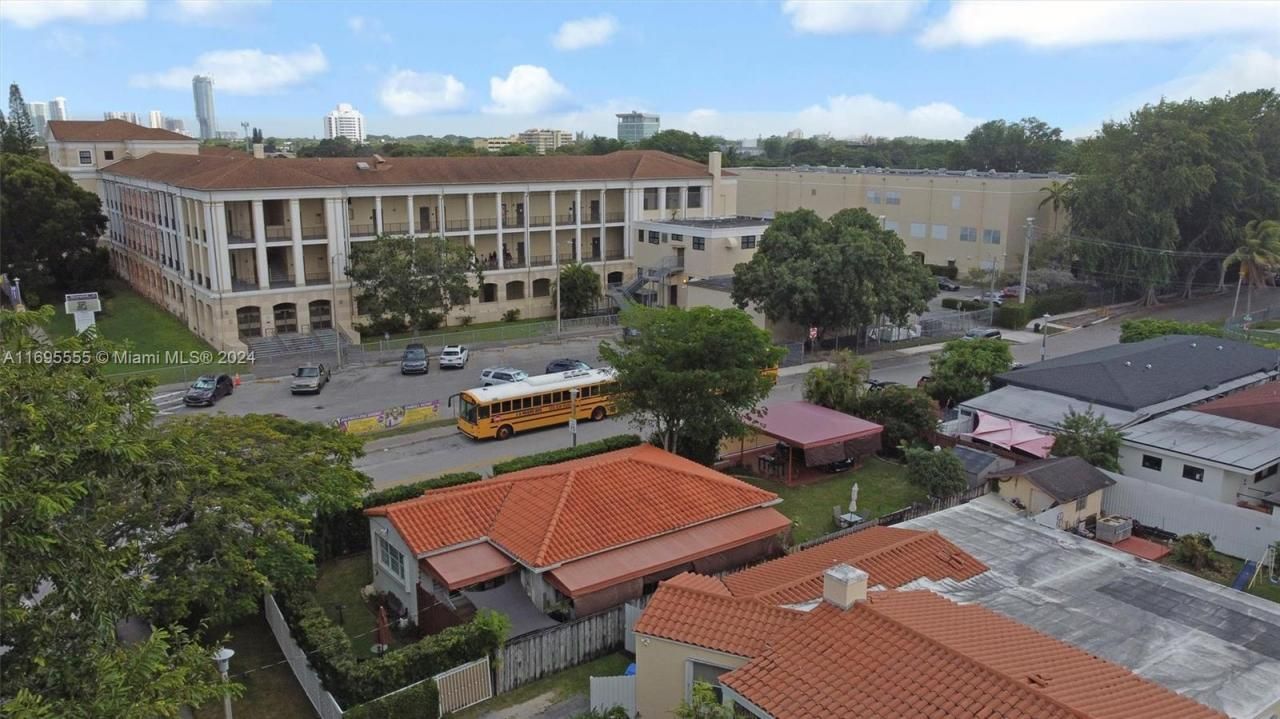 1900 SW 21st Ave, Miami, FL 33145 Photo