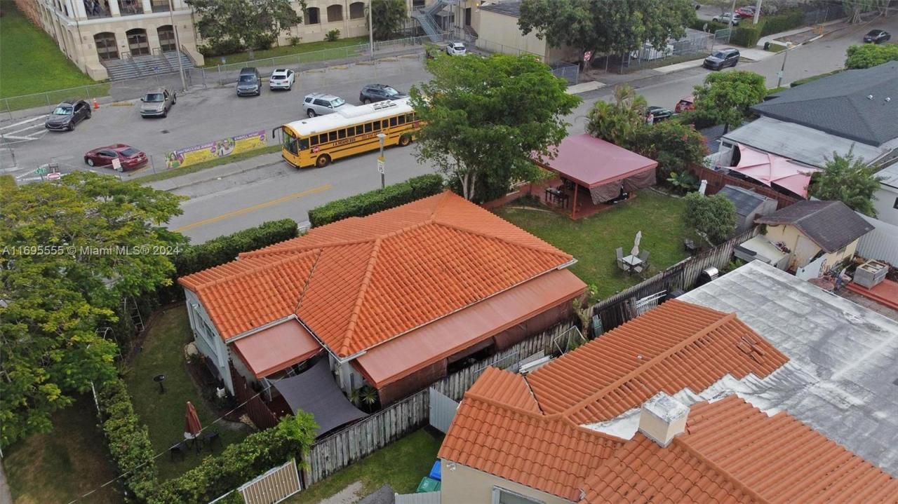 1900 SW 21st Ave, Miami, FL 33145 Photo