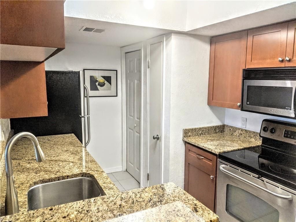 10200 Gandy Boulevard N, Unit 921, Saint Petersburg, FL 33702 Photo