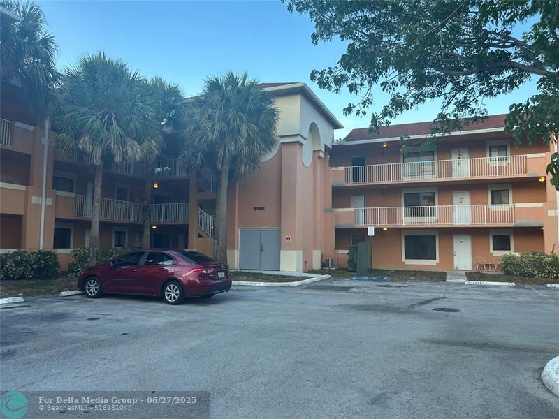 6900 SW 39th Street, Unit 308J, Davie, FL 33314 Main Photo