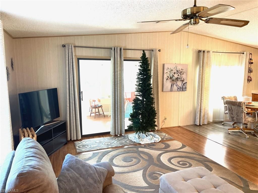 9097 Flamingo Cir, North Fort Myers, FL 33903 Photo