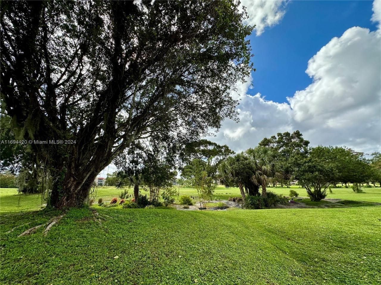 6100 S Falls Cir Dr, Unit 106, Lauderhill, FL 33319 Photo