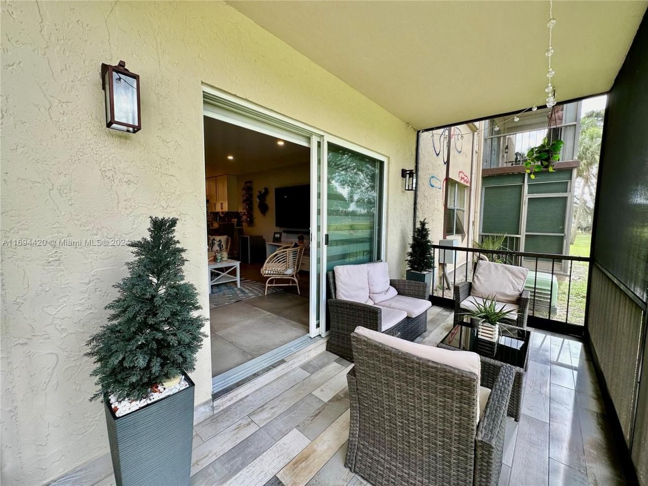 6100 S Falls Cir Dr, Unit 106, Lauderhill, FL 33319 Photo