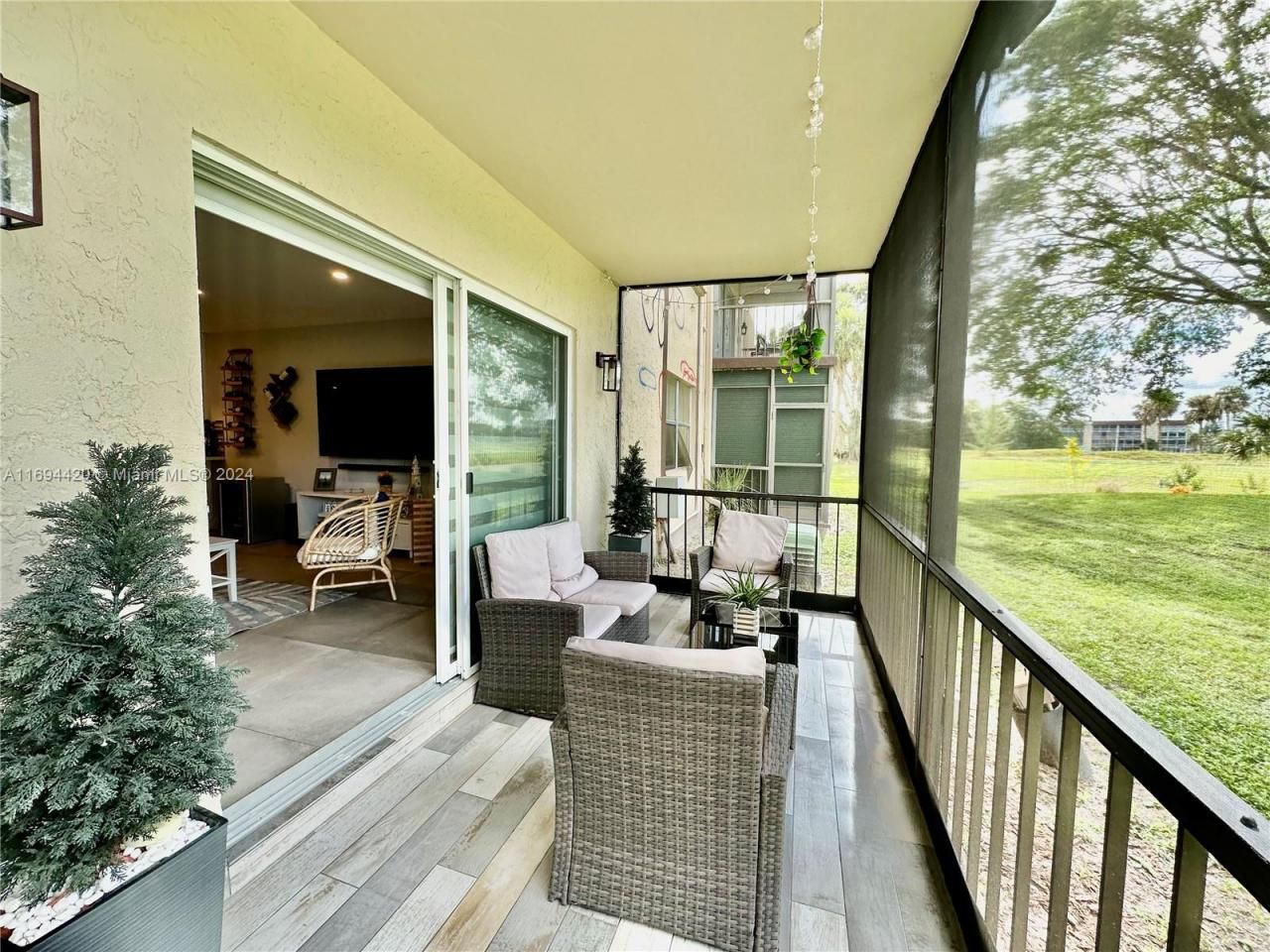 6100 S Falls Cir Dr, Unit 106, Lauderhill, FL 33319 Photo