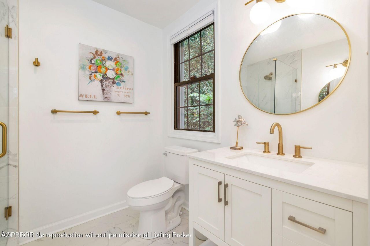 240 Almeria Road, West Palm Beach, FL 33405 Photo