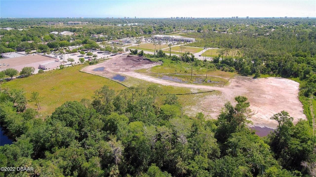 3830 Clyde Morris Boulevard, Port Orange, FL 32129 Photo