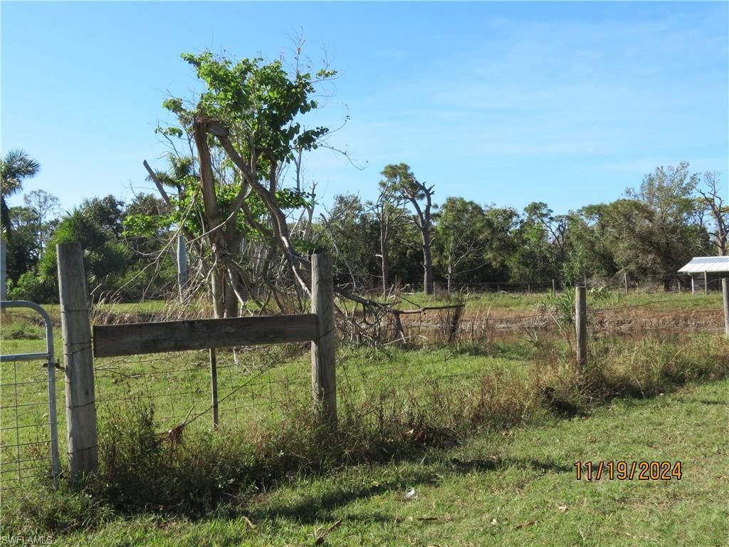 8721 Nome Ct, Saint James City, FL 33956 Photo