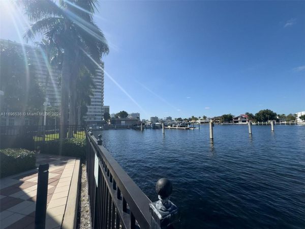 1945 S Ocean Dr, Unit M5, Hallandale Beach, FL 33009