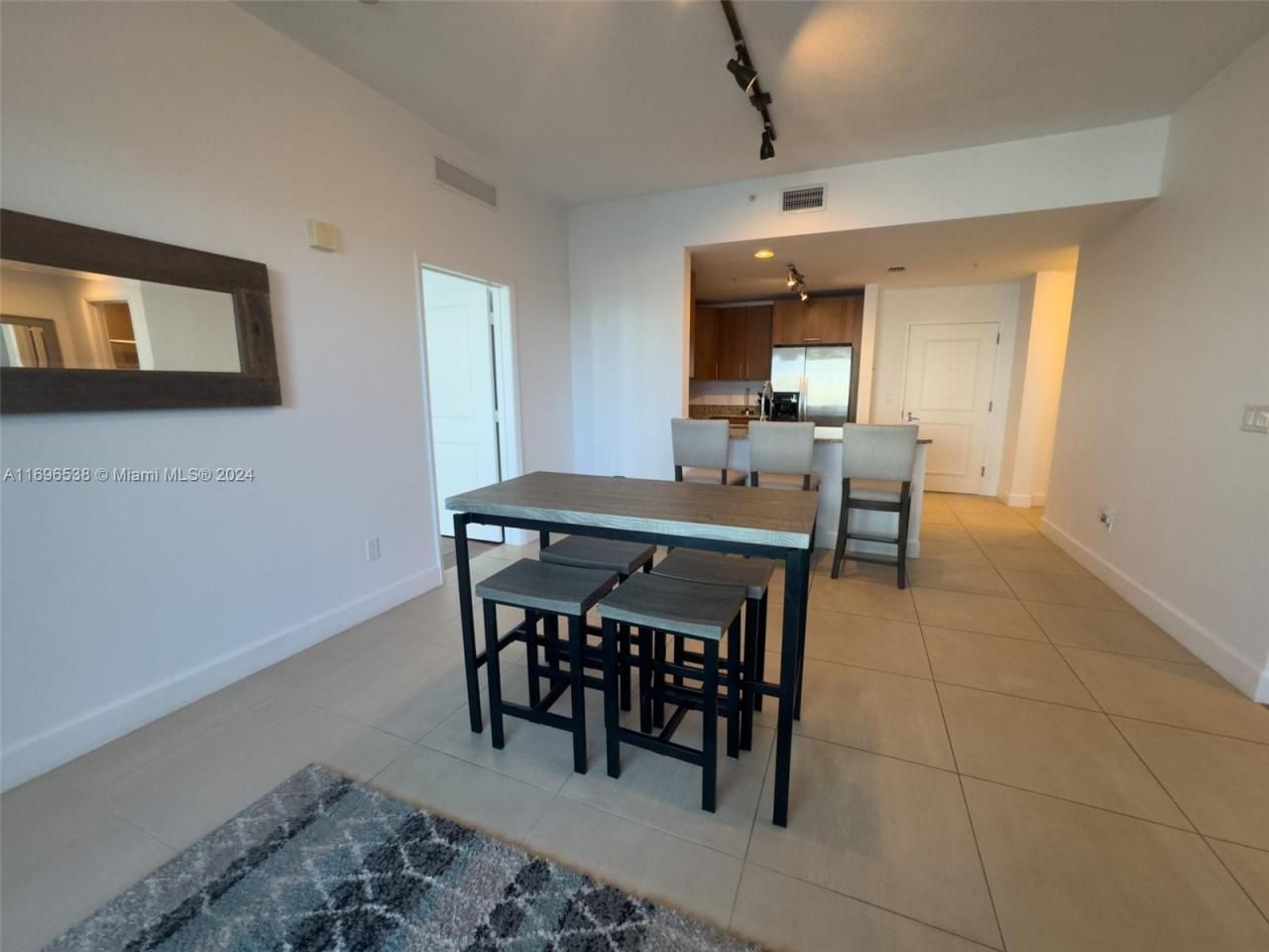 1945 S Ocean Dr, Unit M5, Hallandale Beach, FL 33009 Photo