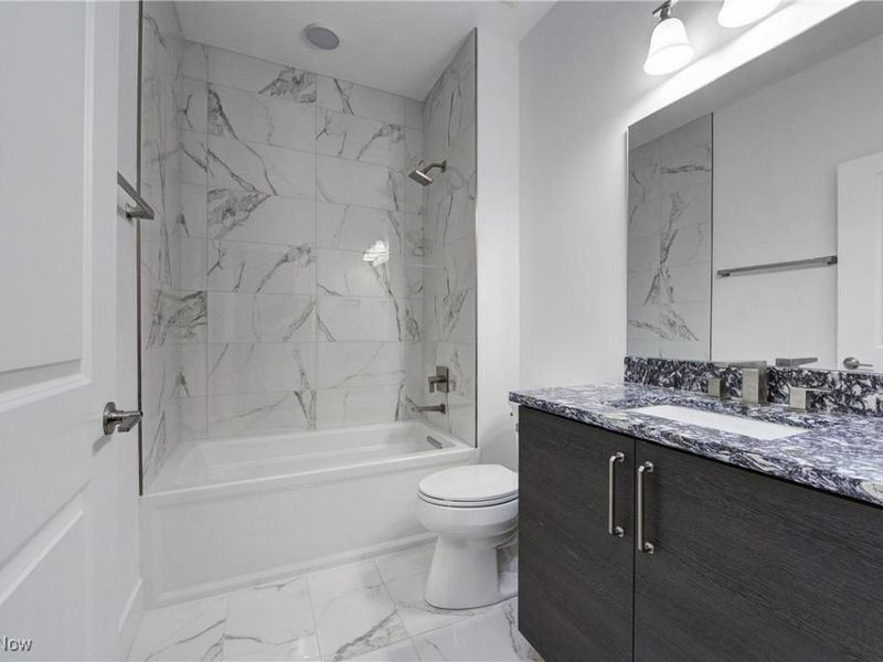 22728 Lake Road, Rocky River, OH 44116 Photo 23