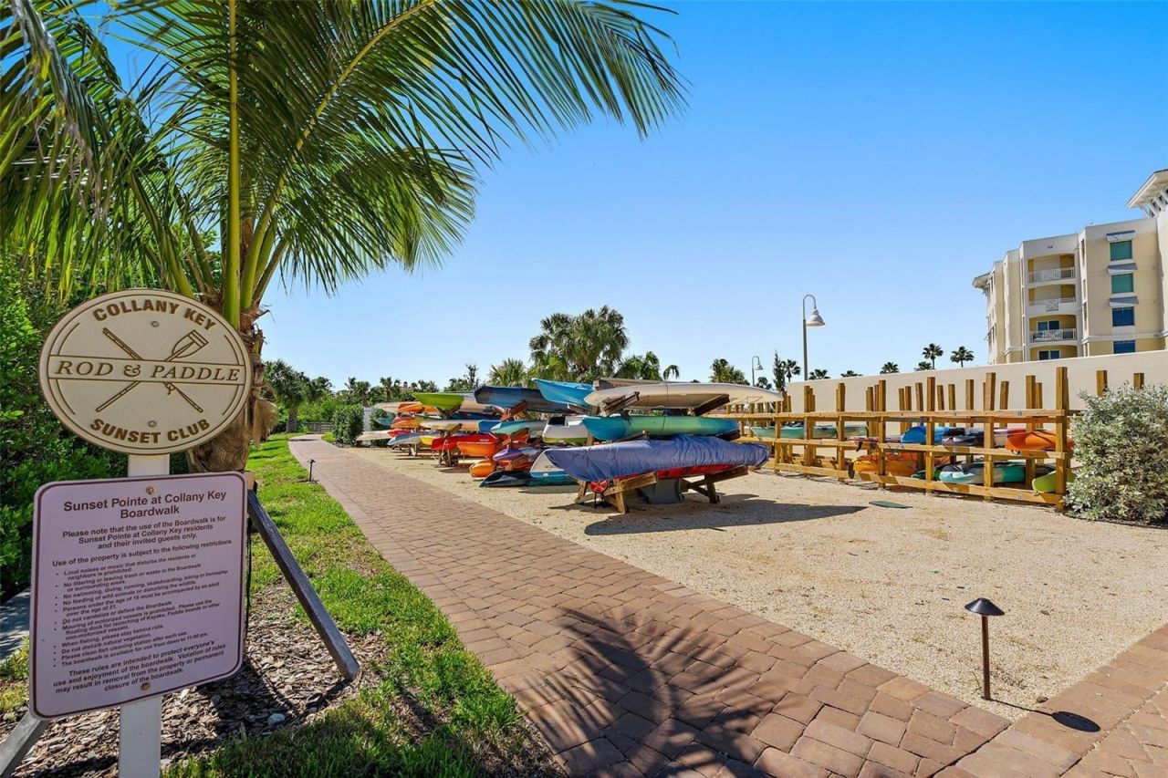 795 Collany Road, Unit 304, Saint Petersburg, FL 33715 Photo