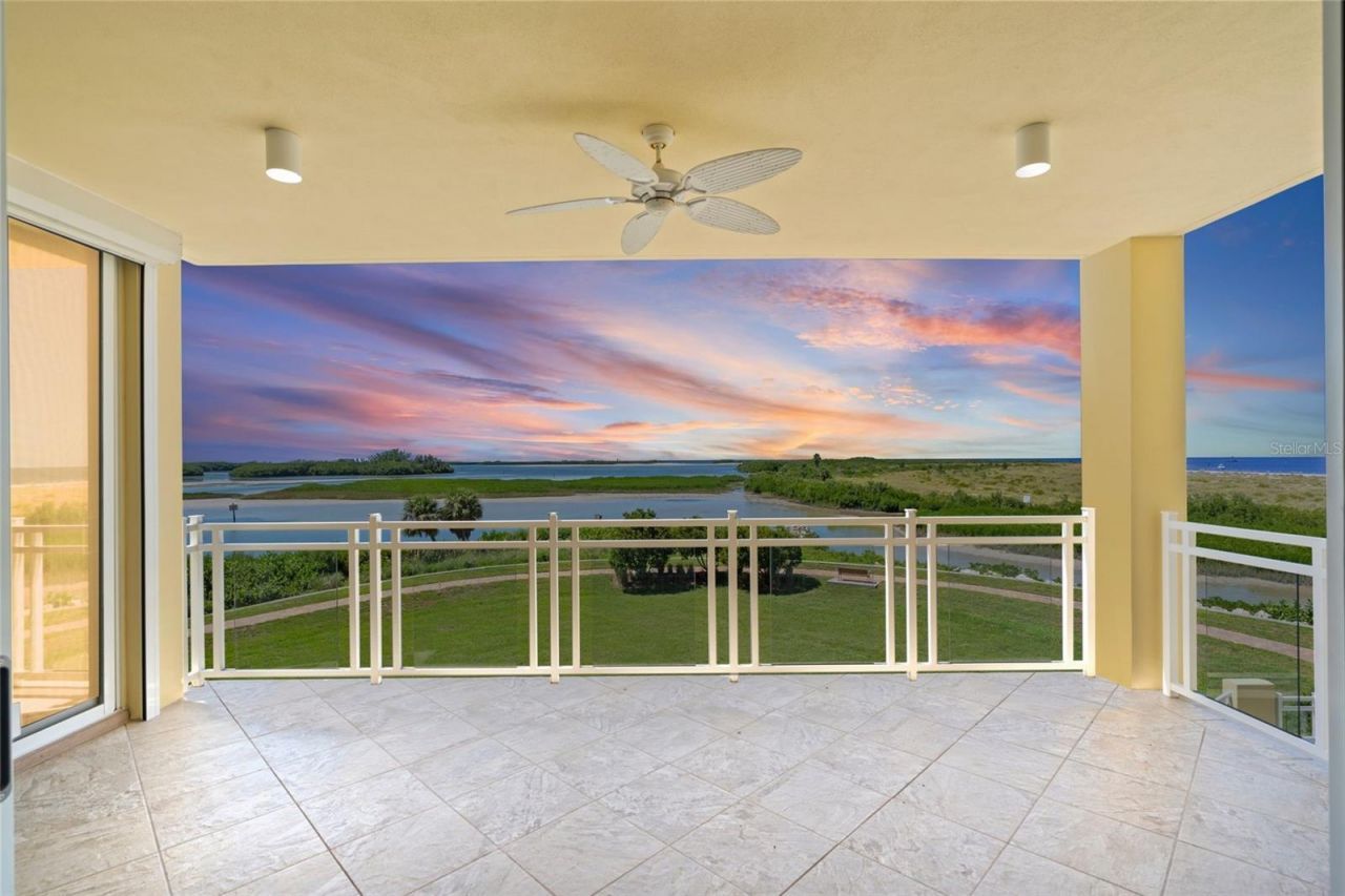 795 Collany Road, Unit 304, Saint Petersburg, FL 33715 Photo