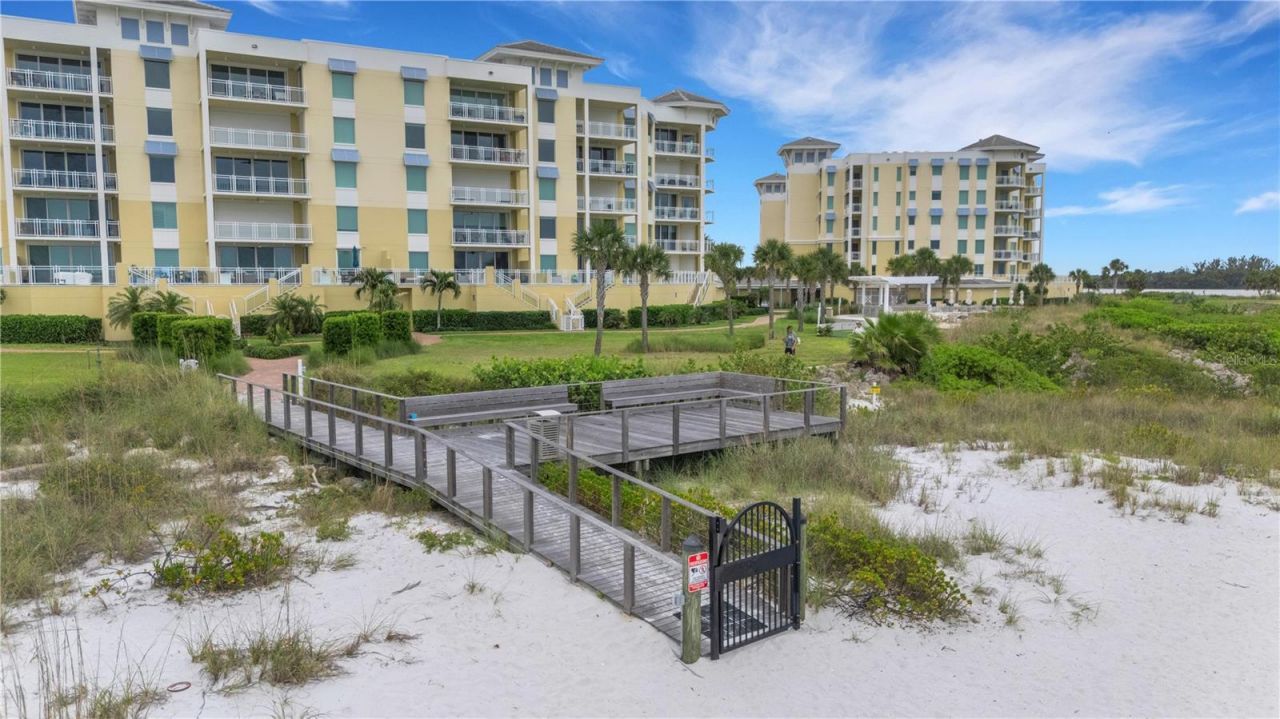 795 Collany Road, Unit 304, Saint Petersburg, FL 33715 Photo