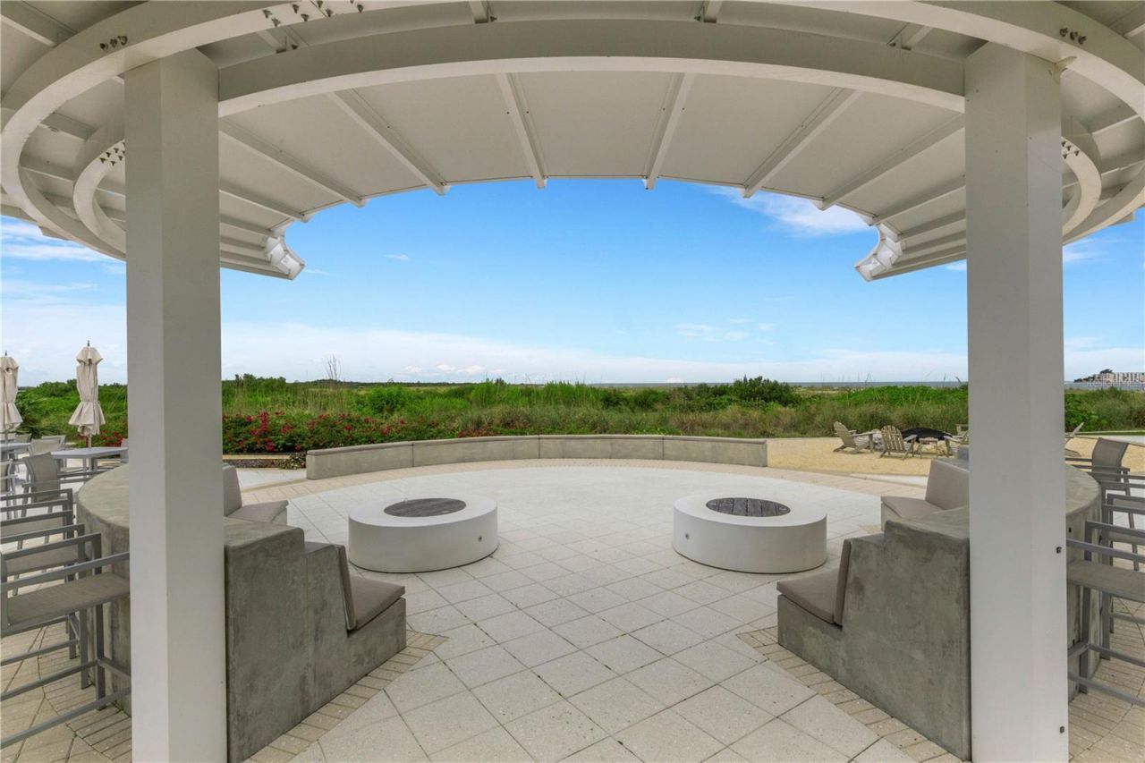 795 Collany Road, Unit 304, Saint Petersburg, FL 33715 Photo