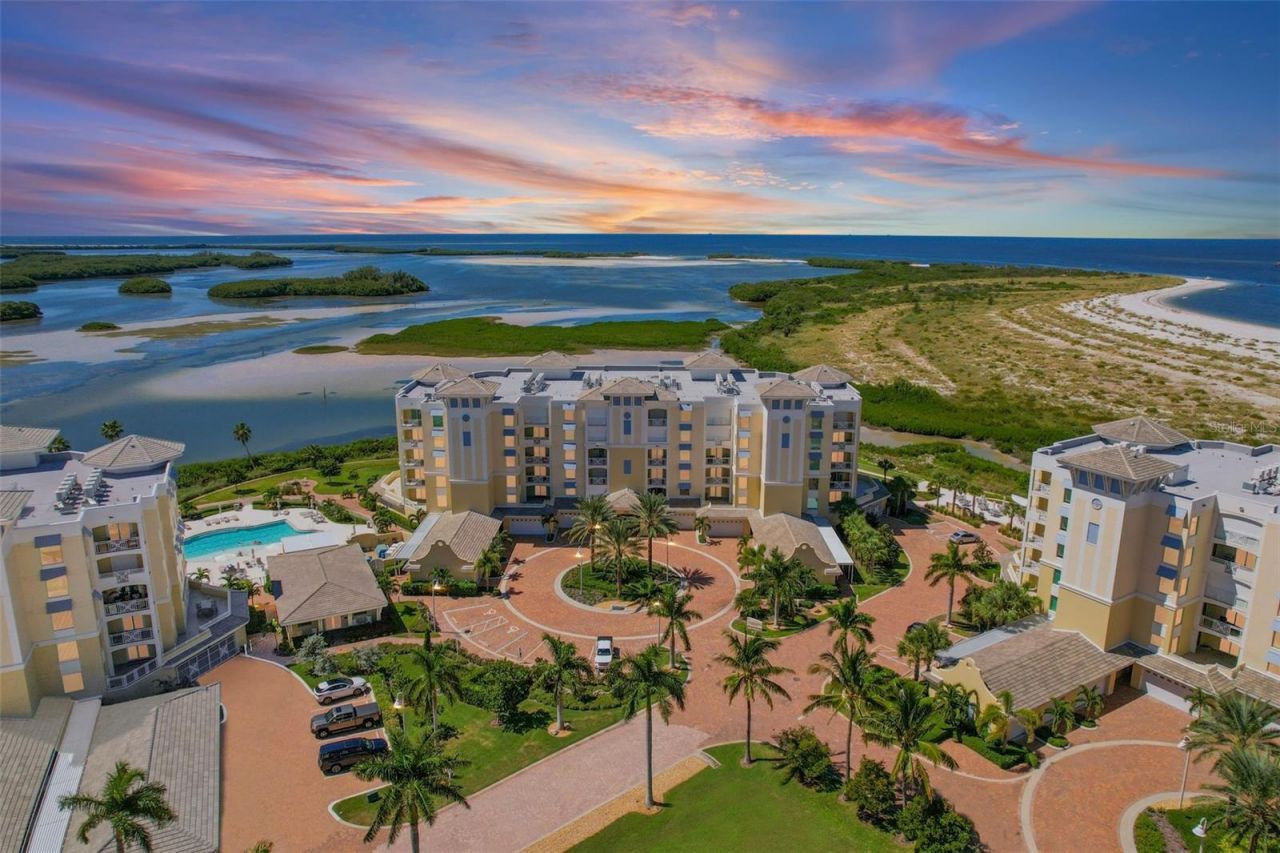 795 Collany Road, Unit 304, Saint Petersburg, FL 33715 Photo