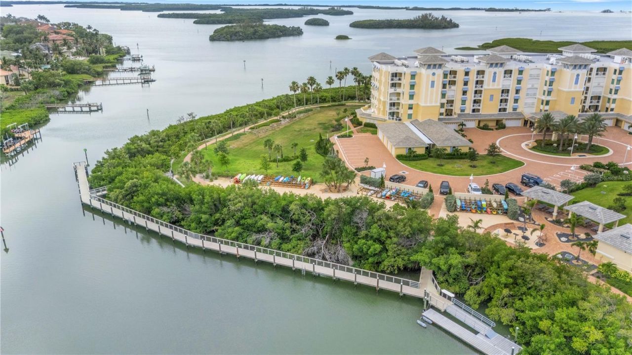 795 Collany Road, Unit 304, Saint Petersburg, FL 33715 Photo