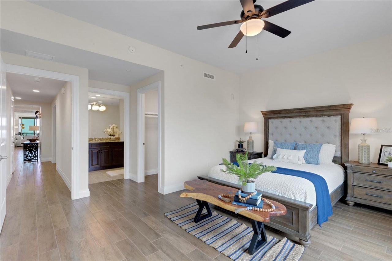 795 Collany Road, Unit 304, Saint Petersburg, FL 33715 Photo