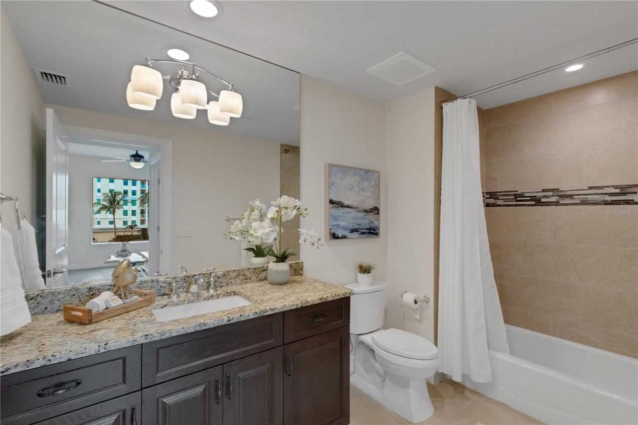 795 Collany Road, Unit 304, Saint Petersburg, FL 33715 Photo