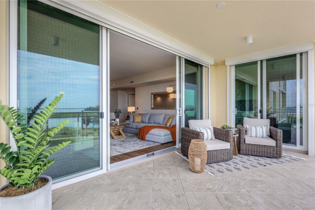 795 Collany Road, Unit 304, Saint Petersburg, FL 33715 Photo
