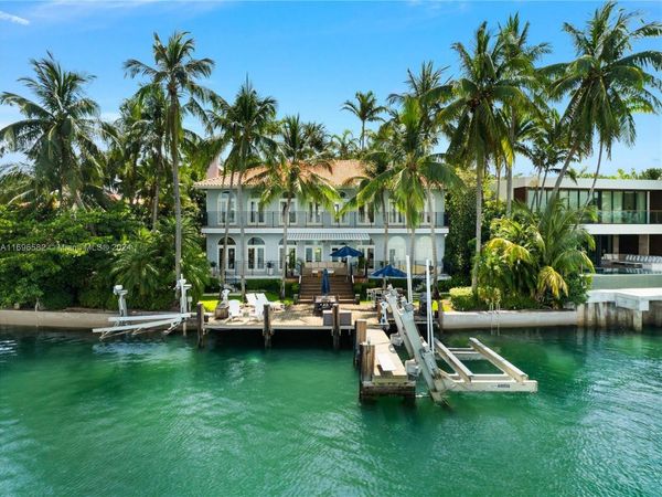 814 W Dilido Dr, Miami Beach, FL 33139