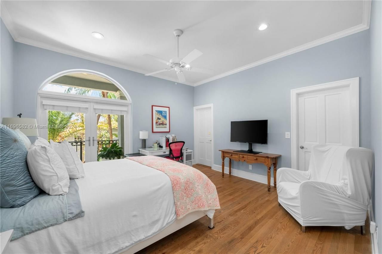 814 W Dilido Dr, Miami Beach, FL 33139 Photo