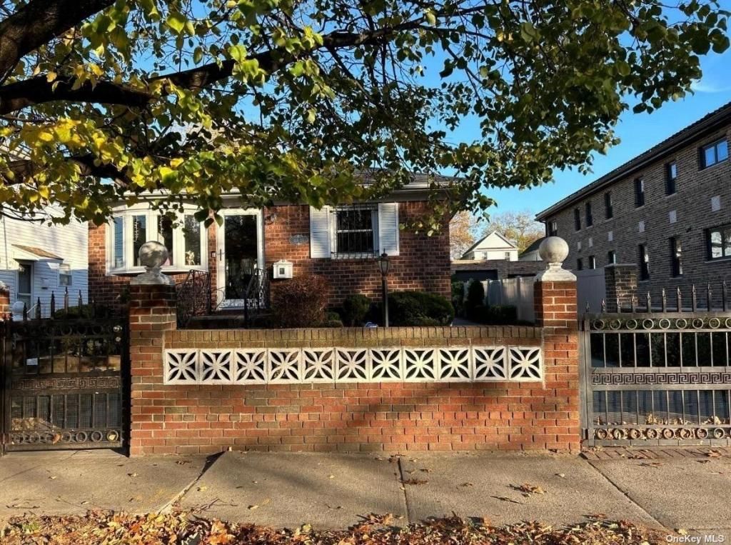131-21 133rd Street, South Ozone Park, NY 11420 Main Photo