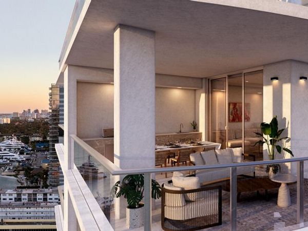 4714 N Flagler Drive, Unit 1501, West Palm Beach, FL 33407