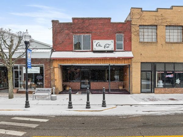 324 Jefferson Avenue, Moundsville, WV 26041